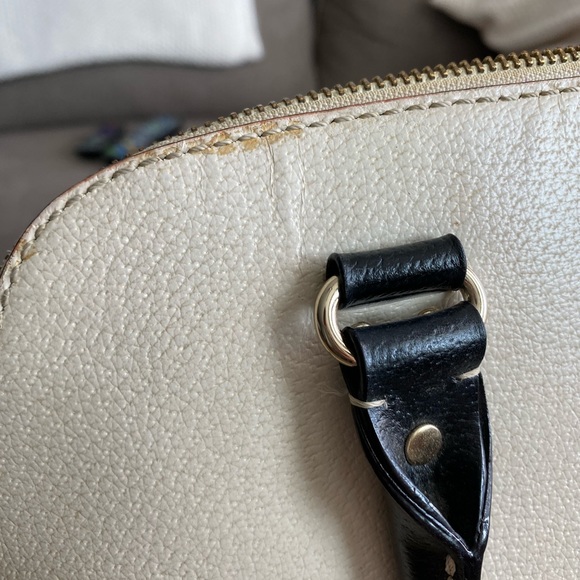 Kate Spade off white and black shoulder purse - Picture 8 of 9